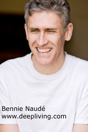 Bennie Naude / www.deepliving.com / bennie@deepliving.com